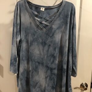 1020/ Sew In Love Tunic, 3/4 Sleeve, V-Neck w/Criss Cross Straps, 2XL, Ex.Cond.